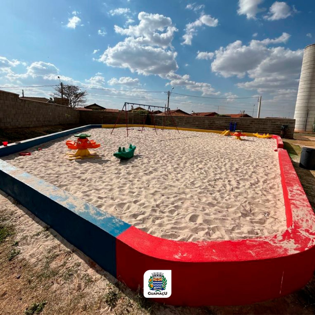 Prefeitura constrói parques, tanques de areia e playground na escola CEI 